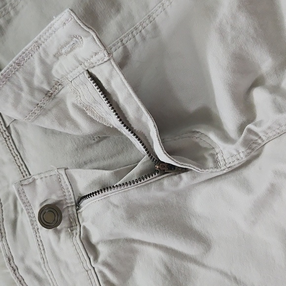 Style & Co. Khaki Shorts with 6.5" Inseam - Picture 5 of 11